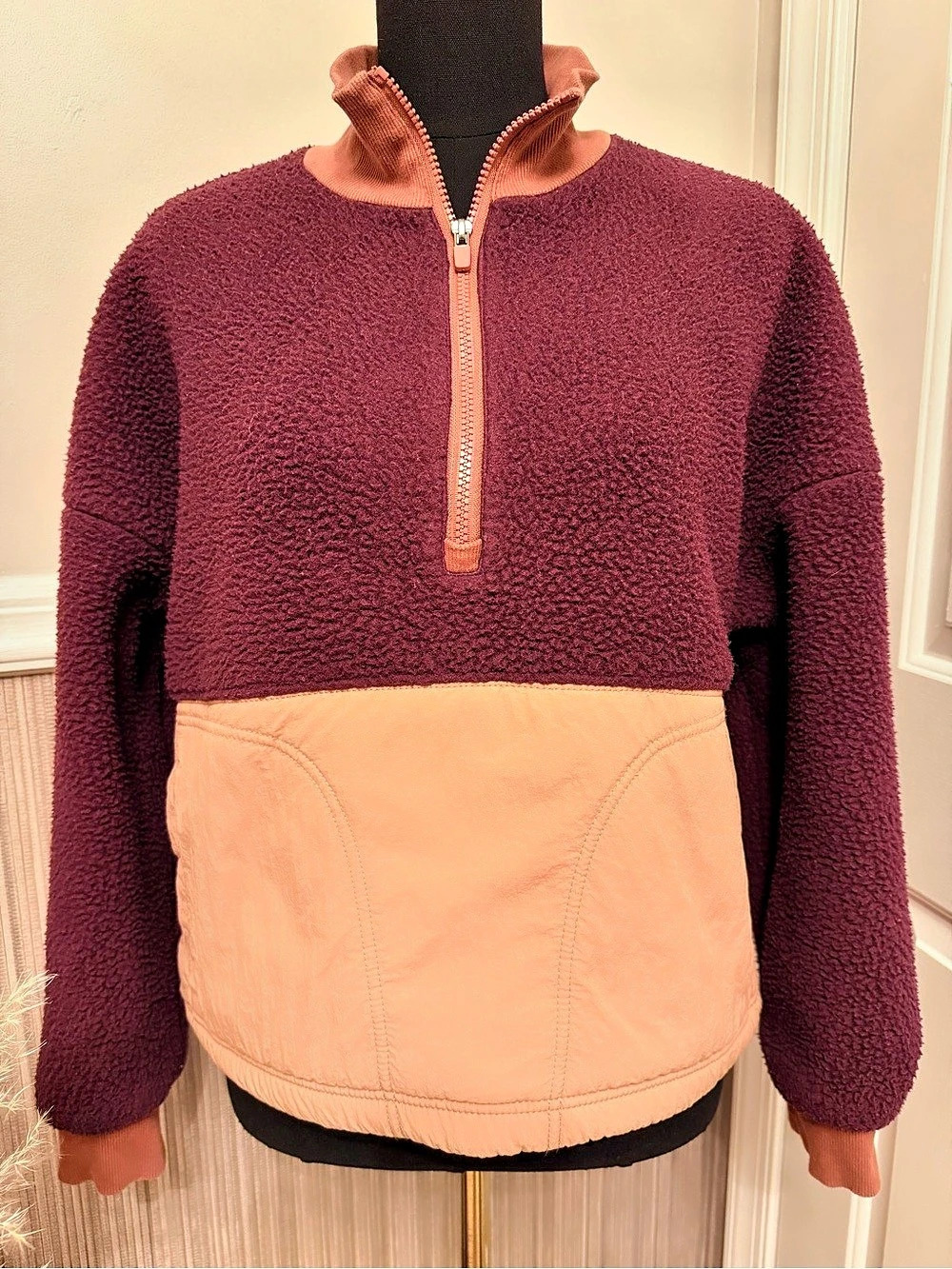 Fabletics Colorblock Sherpa Fleece Half Zip Pullover Burgundy M